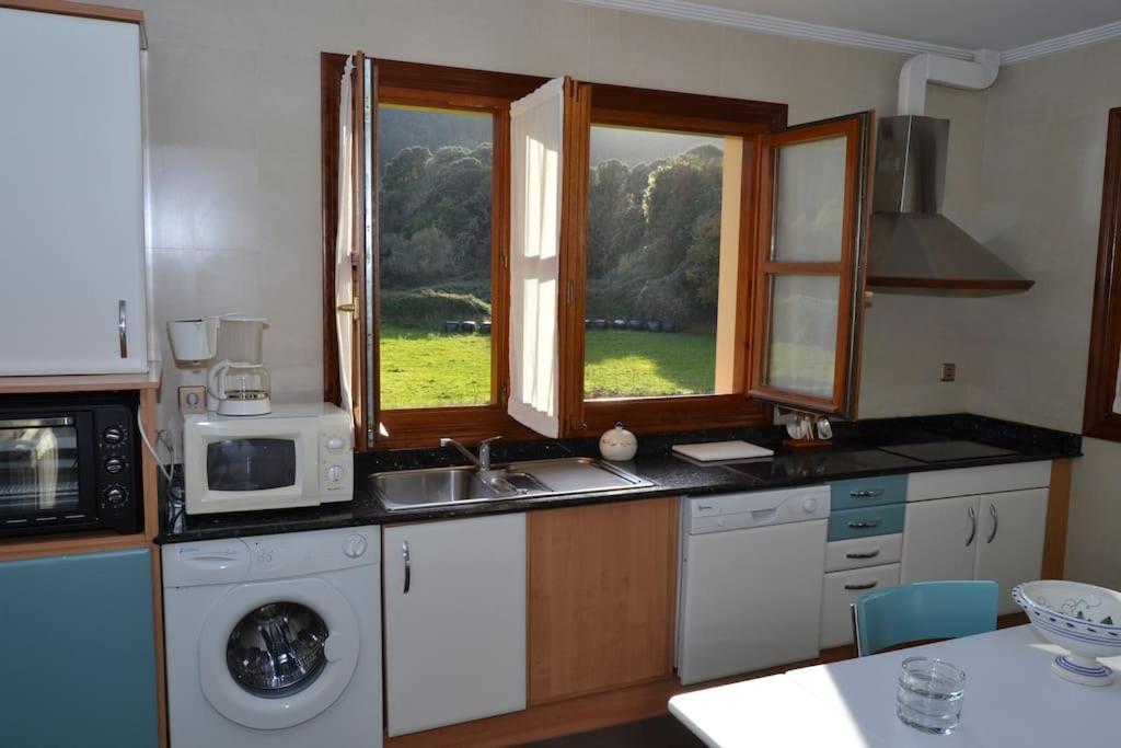 Casa Manuela Llanes Asturias. Villa Pendueles Exteriör bild